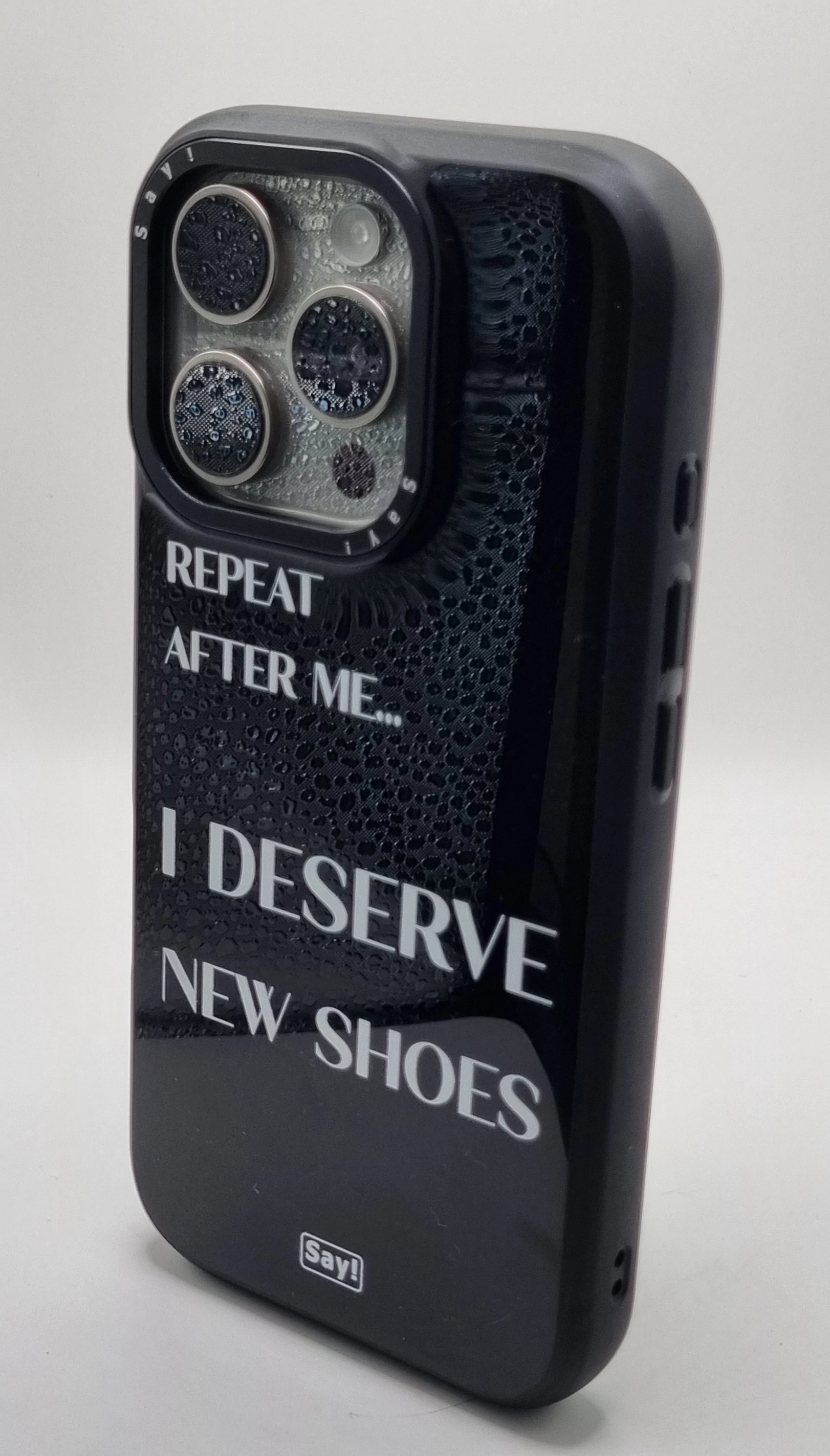 iPhone fekete epoxy tok - New shoes - 13